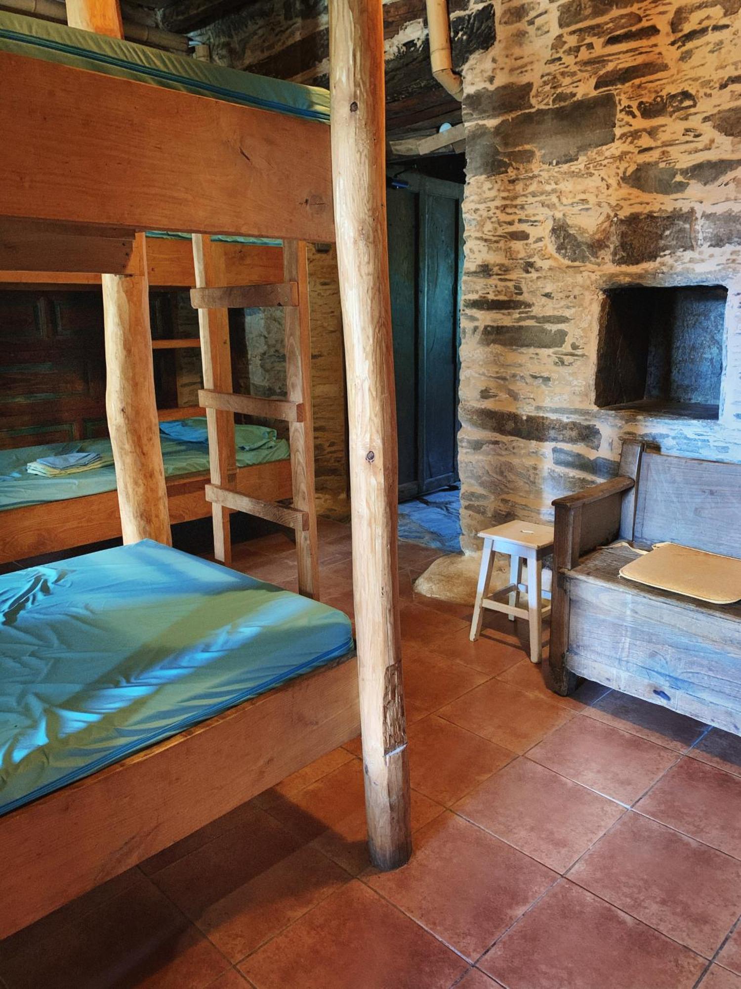 Albergue Eco El Beso - Vegano Triacastela Exterior photo